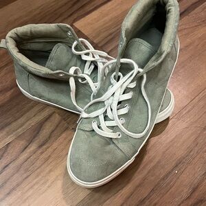 Olive green high top sneakers, Size 10 old navy brand